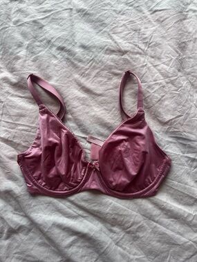 Victoria’s Secret Body by Victoria Perfect Coverage Minimizer Bra 32DD Pink